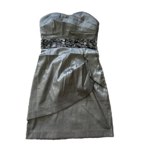 Love Tease Dresses & Skirts - LOVE TEASE Cocktail Dress 3 Juniors Strapless Beaded detail Zipper Closure